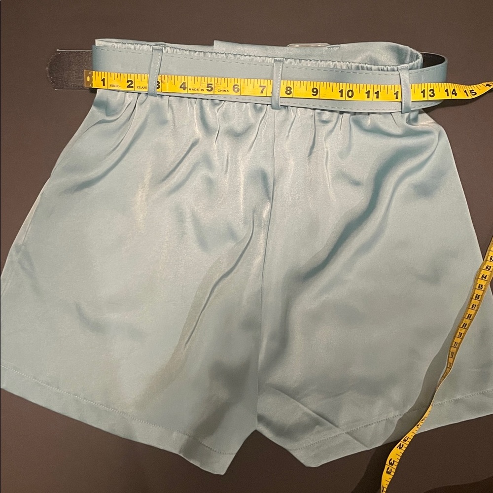 Satin Two-Piece Shorts Set - Picture 6 of 8